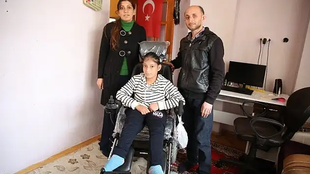13 yaşındaki Ebru'nun üzüntüsünü Büyükşehir sona erdirdi