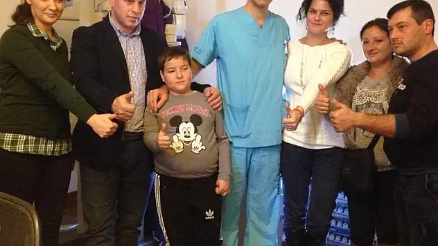 9 yaşındaki görme engelli çocuk şifayı Kayseri'de buldu