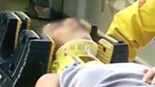 13 YAŞINDAKİ KIZ ÇOCUĞU İKİNCİ KATTAN DÜŞEREK YARALANDI