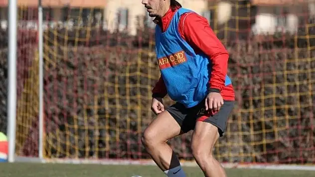 Yasir Subaşı takıma katıldı