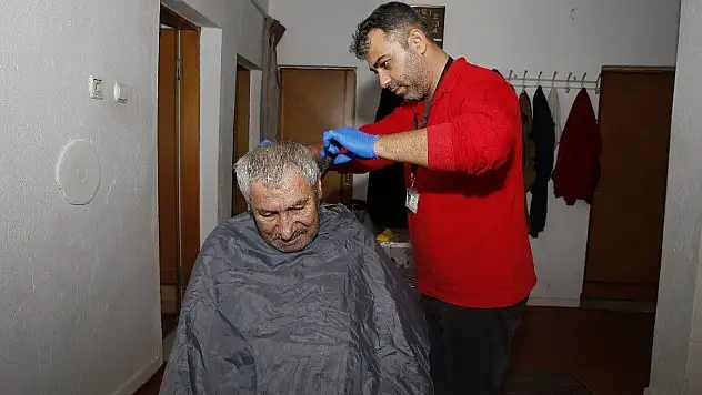 Yaşlılar Büyükşehir ile yalnız değiller
