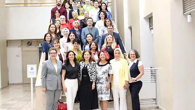 Yaşlılarda enfeksiyon belirtilerine dikkat! Uzman isim uyardı