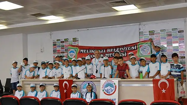 Yaz okulunda coşkulu kapanış