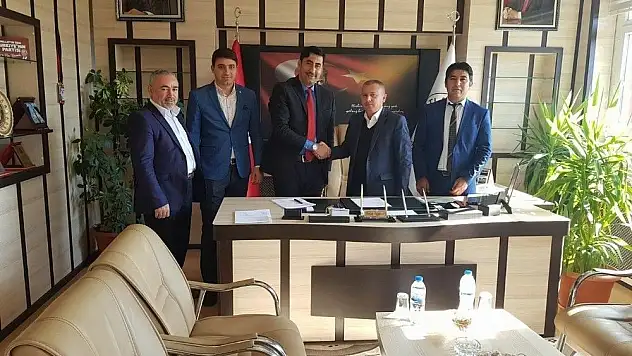 Yazıhüyük ve Tatlarin Belediyeleri de TİS'e imza attı

