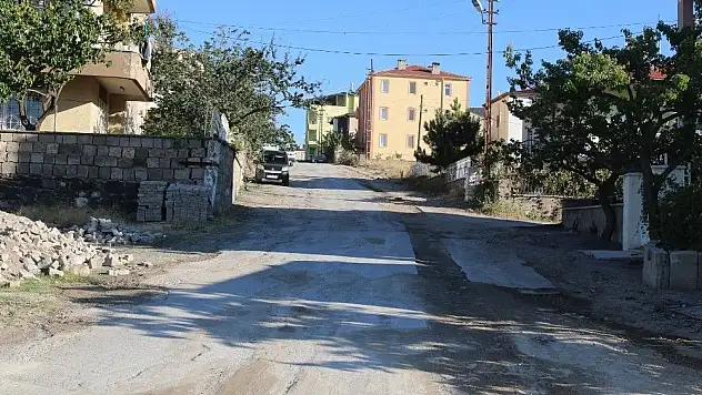 Yeni Mahallenin altyapısı yenileniyor
