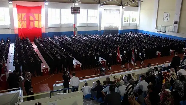Yeni polis adayları yemin etti