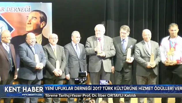 Yeni Ufuklar 2017 ödüllerini verdi
