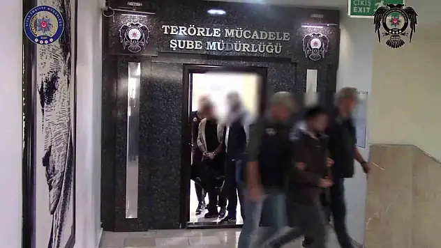 4 FETÖ mensubu yakalandı