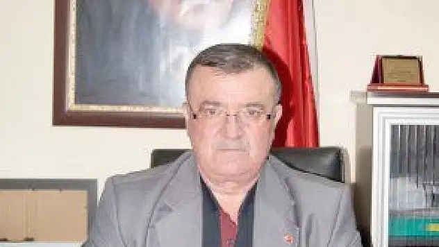 YERALTI ÇARŞISI'NDA SEVGİLİLER GÜNÜ HAREKETLİLİĞİ