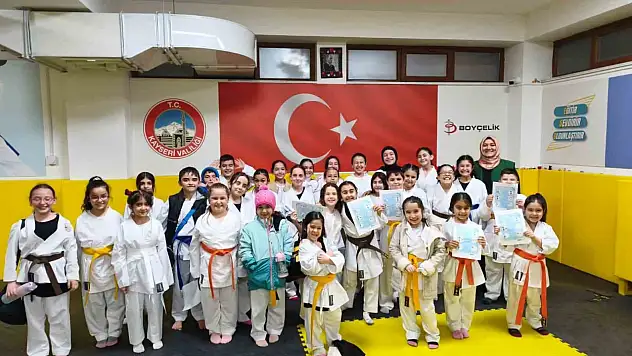 Yeşilay'dan 'bağımlılıkla mücadele seminerleri'