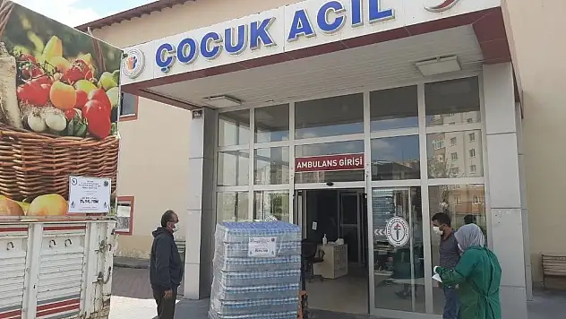 466 yıllık vakıftan sağlık çalışanlarına su desteği