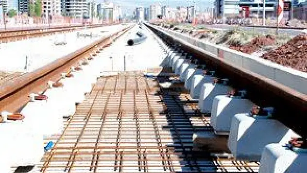 YOL'A GELMEDİLER