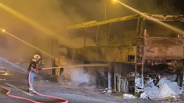 Yolcu otobüsünde yangın