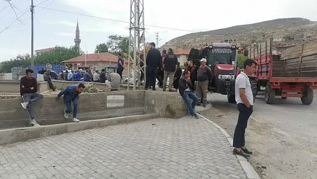 Yıllardır yolları yapılmayan mahalleli yol kapattı!