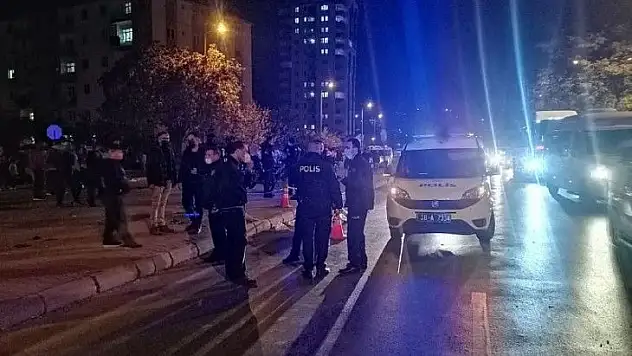 Kartal Bulvarı'nda dehşet! Yolun karşısına geçemedi
