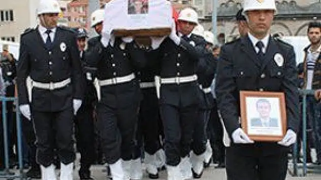 YOZGAT ŞEHİDİNİ UĞURLADI