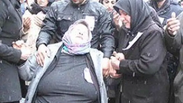 YÜREK YAKAN FERYAT:'KALK EVİNE GELDİN YAVRUM'