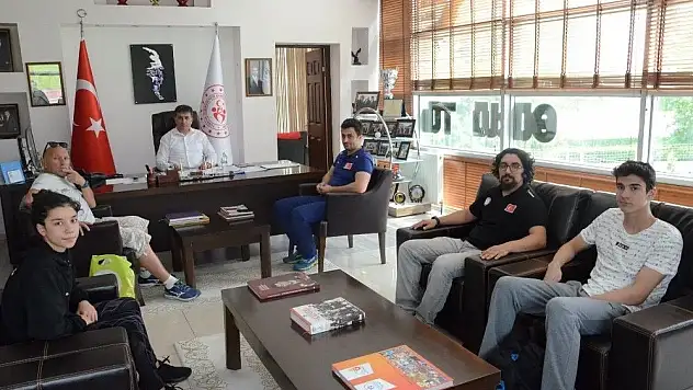 Yüzmede Yiğit ve Mehlika 2019 EYOF'ta
