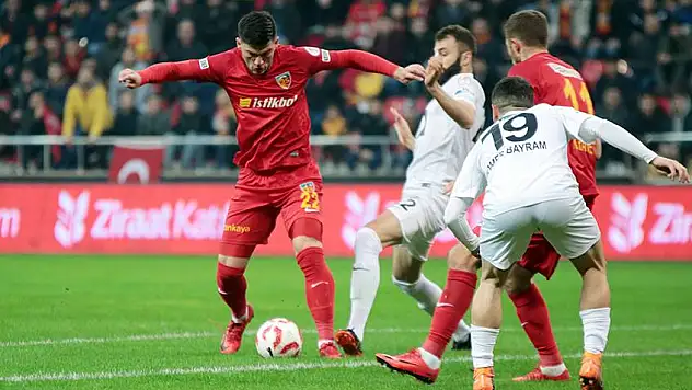 Ziraat Türkiye Kupası: Kayserispor: 1 - T. M. Aksiharspor: 1 (İlk yarı soncu)