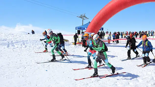 Zirvedeki yarış büyük ilgi gördü