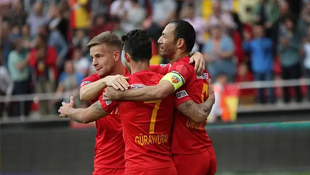 Zirveye Kayserispor damgası