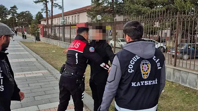 Okul önlerinde neler çıktı neler? 512 şahıs tek tek sorgulandı