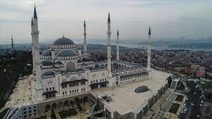 05 Ağustos 2023 Cumartesi günü Kayseri ilimizde namaz vakitleri