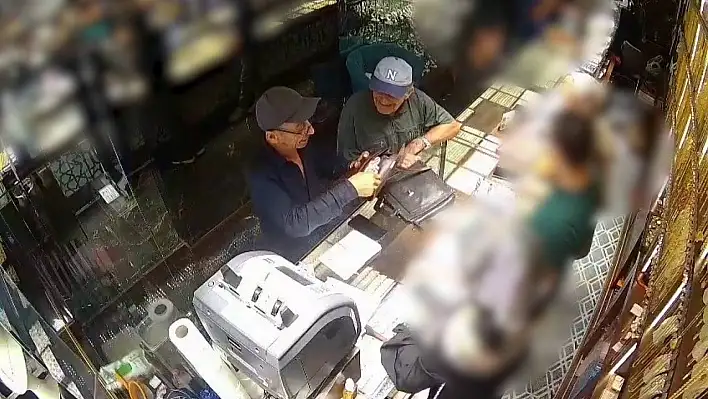 1 milyonluk ziynet eşyası çaldılar