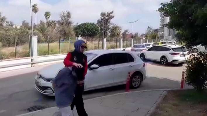 12 yıl hapis cezası ile aranan kadın hurdalıkta yakalandı!