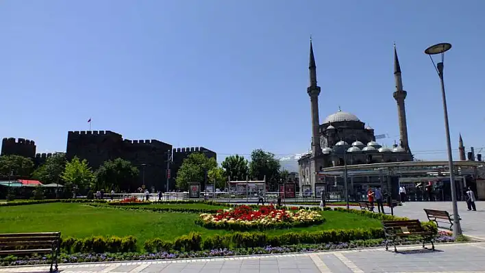 16 Haziran Cuma günü Diyanet Cuma namazı hutbesi...