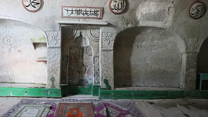 1833 ve 1933 yapımı camiler turizme kazandırılmayı bekliyor