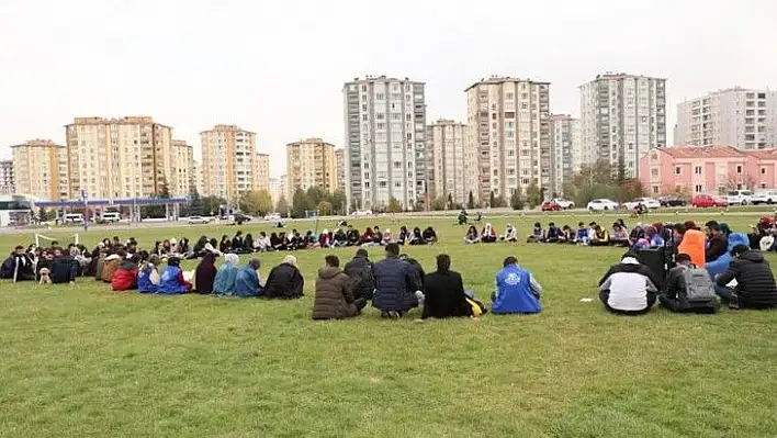 200 genci buluşturan etkinlik...