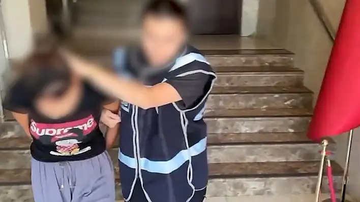 21 yaşındaki kadın hırsız yakalandı