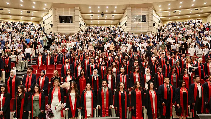 218 hukukçu adalet için yemin etti