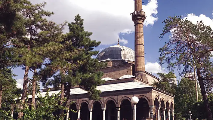 26.05.2023 Cuma günü Kayseri ilimizde namaz vakitleri