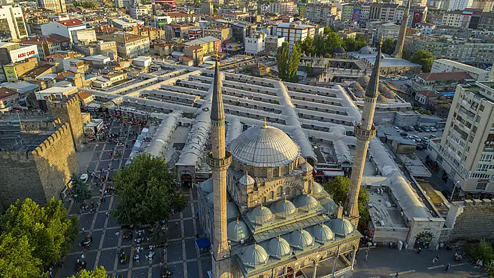 31.05.2023 Çarşamba günü Kayseri ilimizde namaz vakitleri