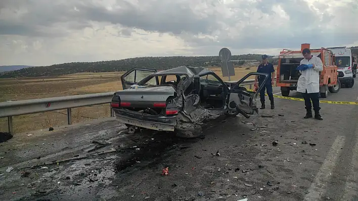 38 plakalı araç kazaya karıştı: 1 ölü, 3 yaralı