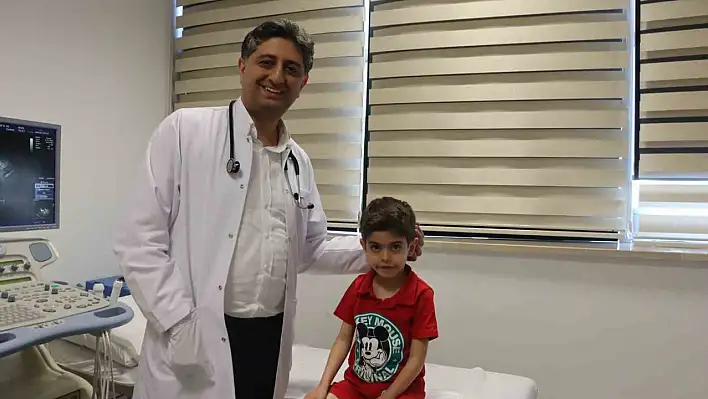 Kayseri'de kalbi delik olan 4 yaşındaki Yusuf, 30 dakikada sağlığına kavuştu