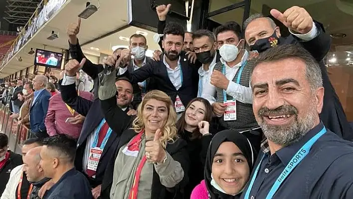 47 yıl sonra gelen galibiyet herkesi sevince boğdu