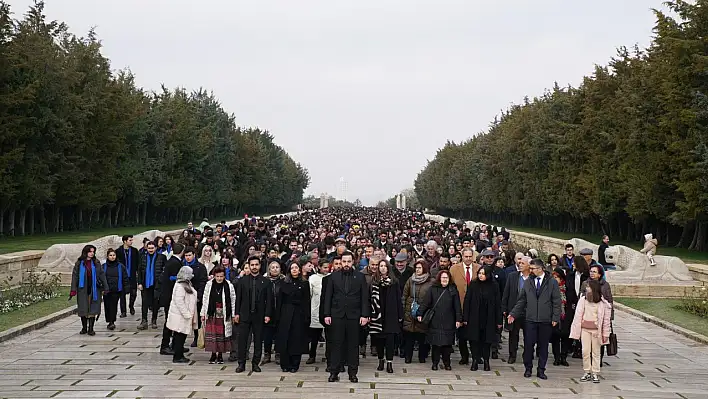 5 bin genç 16. kez bakın nerede buluştu!