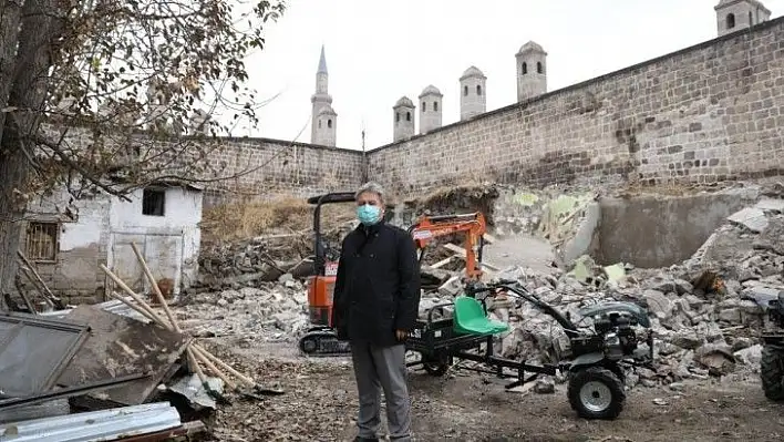 500 yıllık Gön Han'da restorasyon başladı