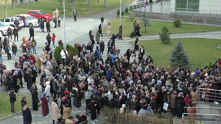 Kayseri'de yüzlerce kadın orada toplandı! İşte nedeni