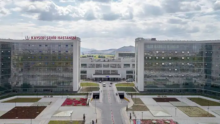 '875 hastane parasını 17 şehir hastanesi yuttu' haberi akıllara Kayserili profesörü getirdi!