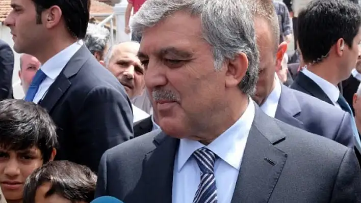 Abdullah Gül'den Elazığ depremiyle ilgili dikkat çeken açıklama 