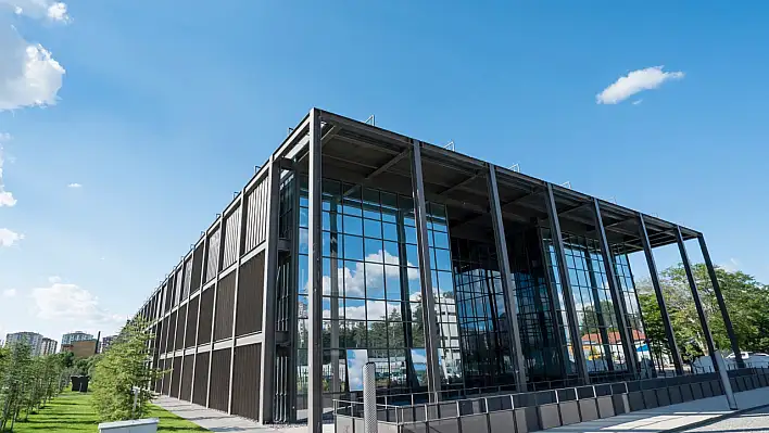 Abdullah Gül Üniversitesi araç kiralayacak