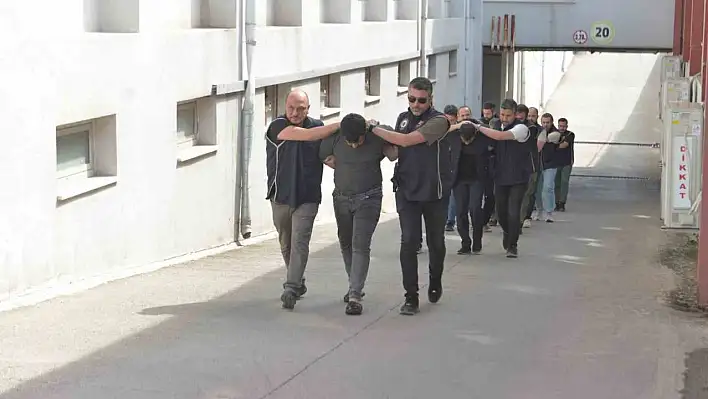 DEAŞ şüphelileri yakalandı