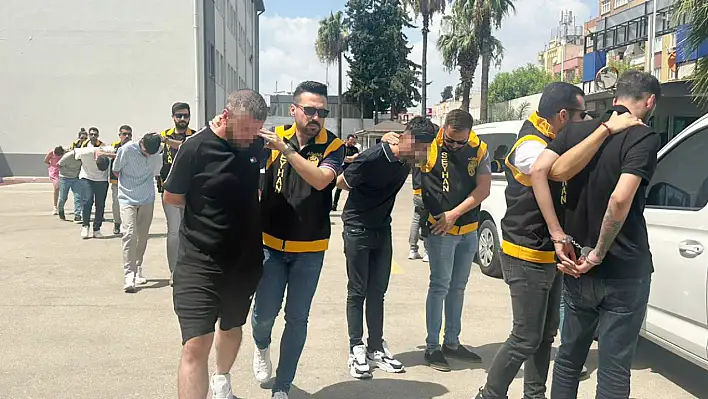 Adana'da dolandırıcılık operasyonu: 8 şüpheli yakalandı