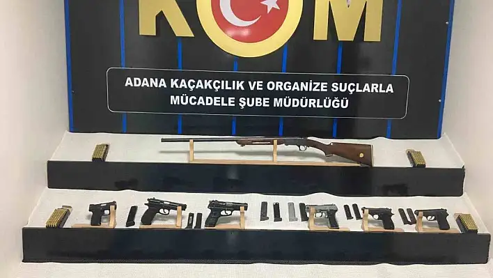 Adana'da evden ve iş yerinden ruhsatsız silahlar ele geçirildi: 2 gözaltı