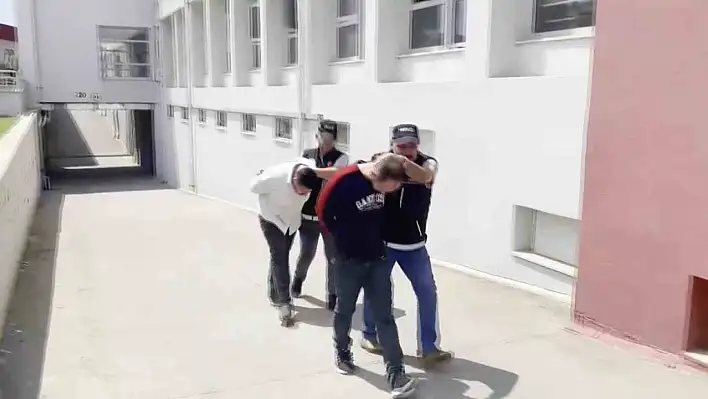 Kilolarca uyuşturucu ele geçirildi