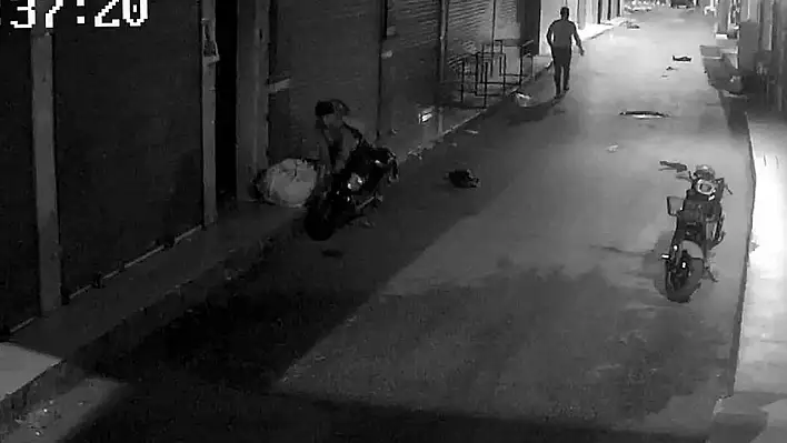 Sokak sokak gezip bisiklet ve motor çalan hırsızlar yakalandı